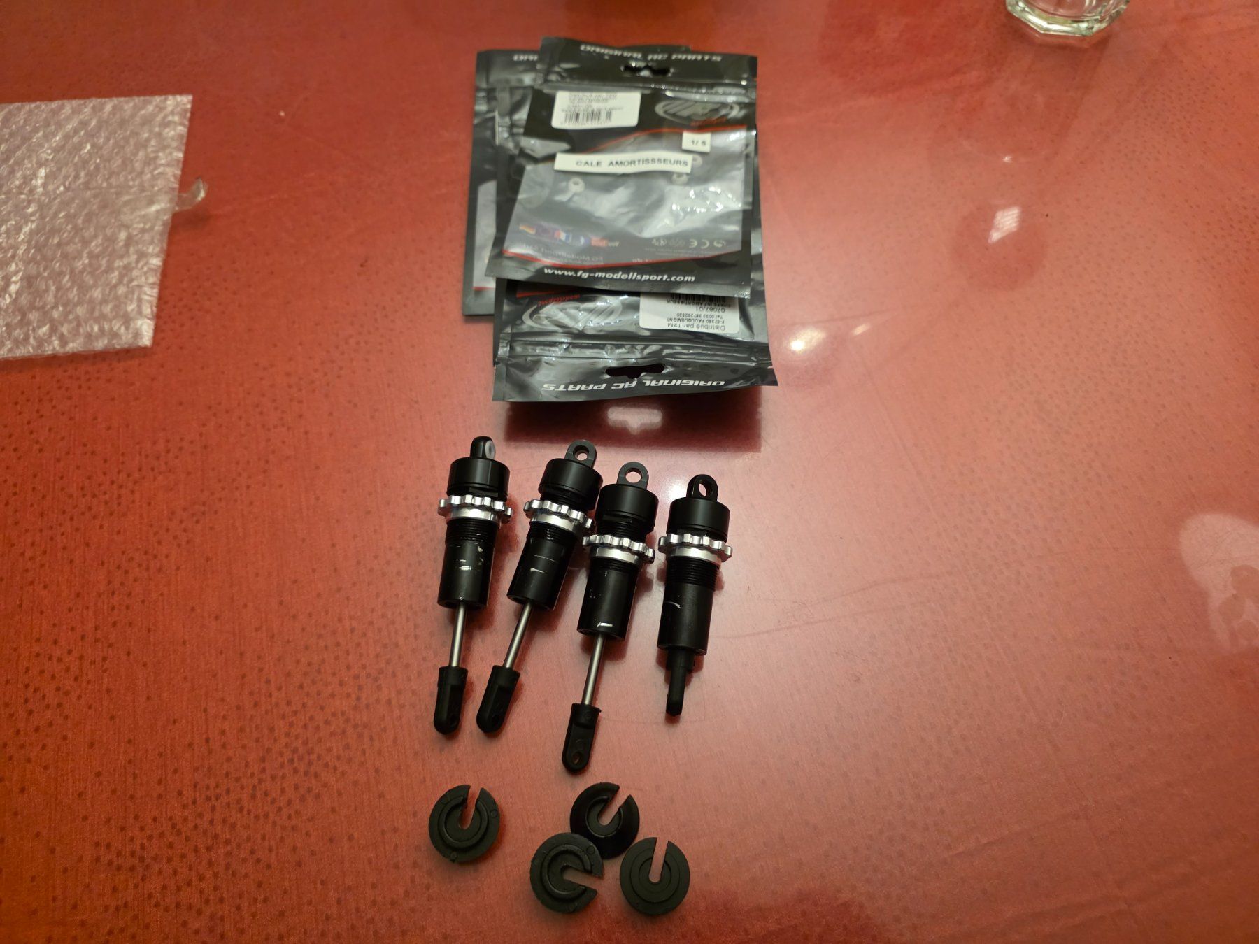 FG RC Kits de montage: FG EVO 2020 Amortisseurs – D'occasion à Vouvry par mod_57mh 1