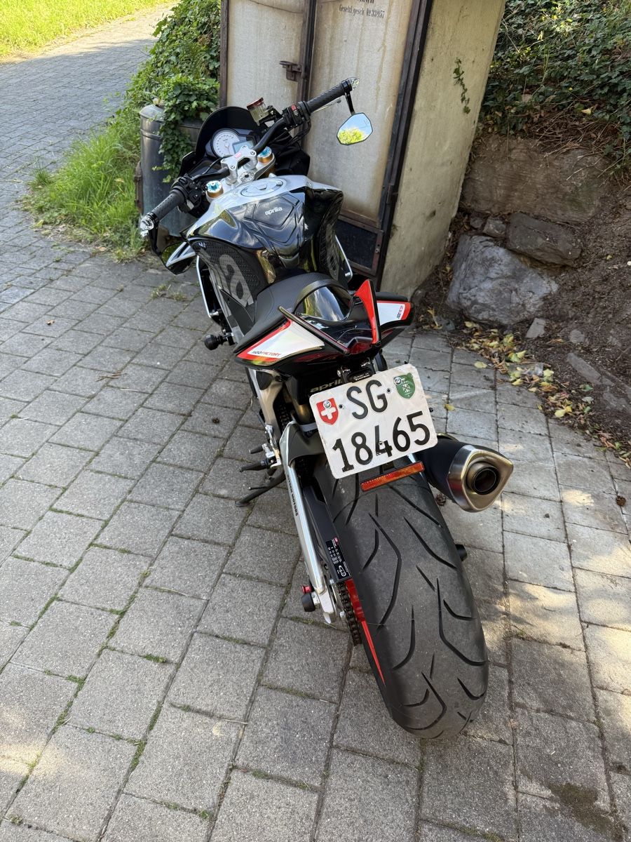 Aprilia Strada: Aprilia Tuono V4 factory – Usato da Weite venduto da nfa_bf2l 2