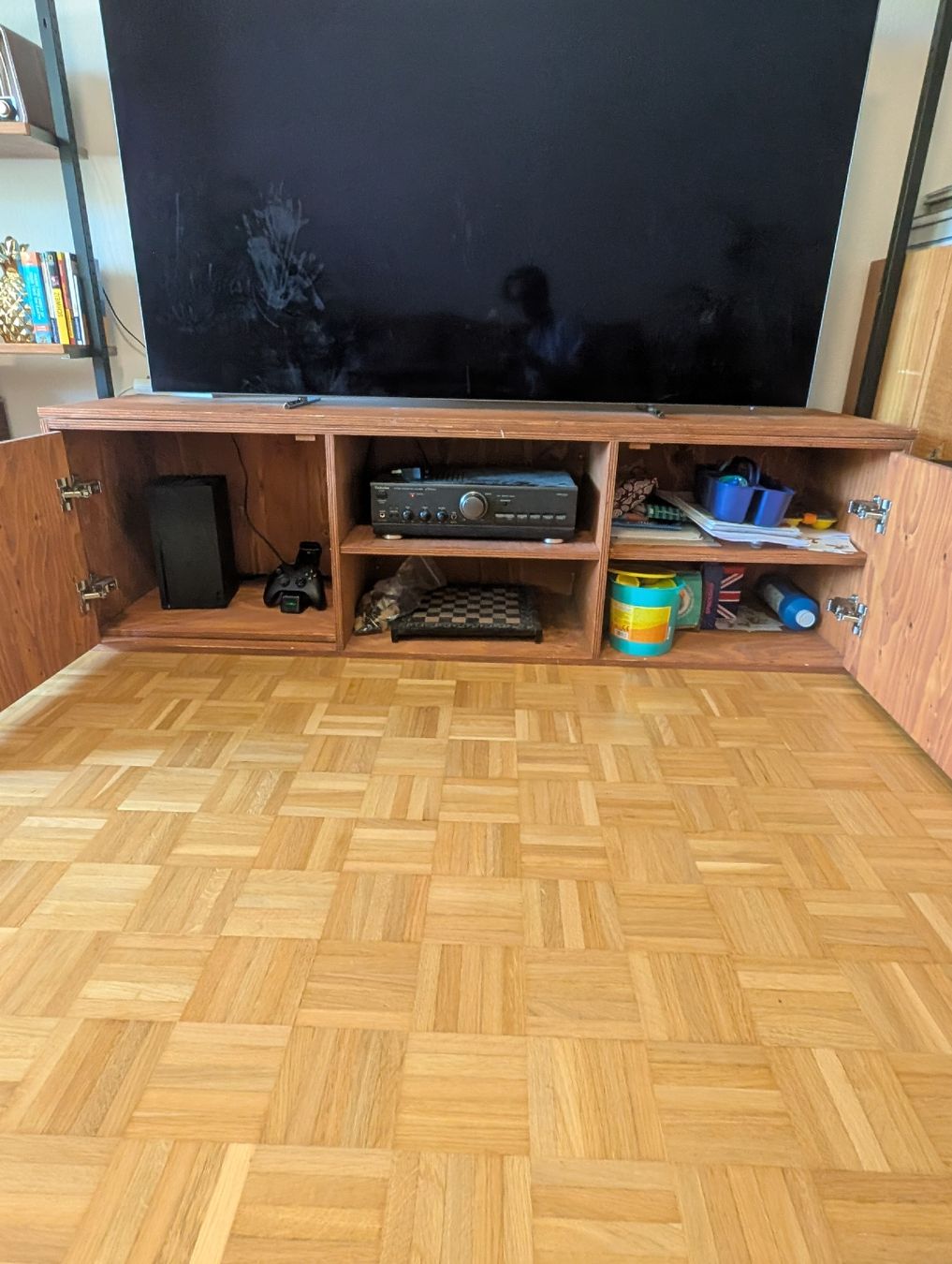 TV Möbel: Lowboard vom Schreiner – Gebraucht aus Zumikon von Kapitalist 4