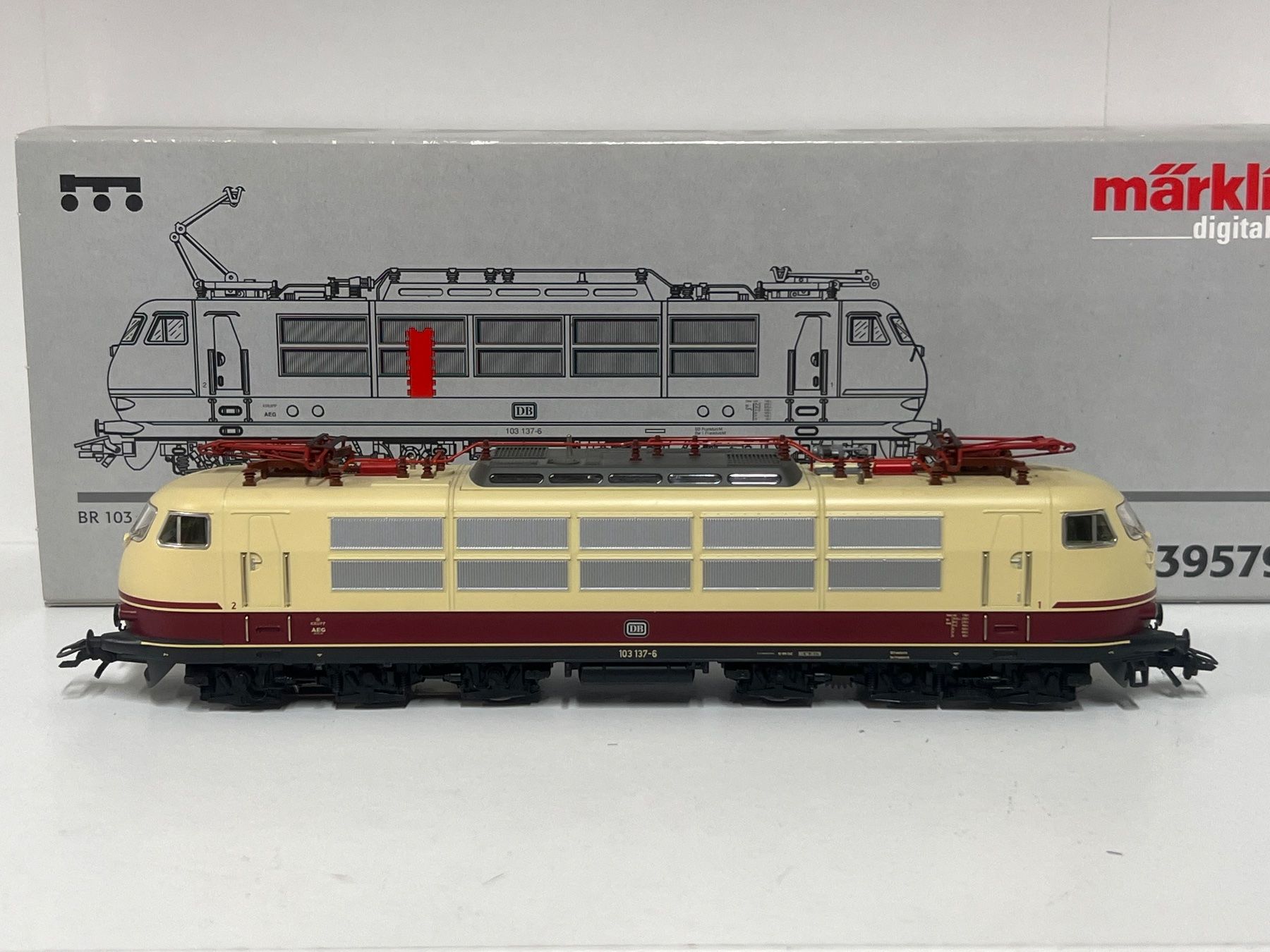Märklin Modelleisenbahnen: Märklin 39579 BR 103 Digital – Neu (gemäss Beschreibung) aus Neuenhof von ludovicco 1