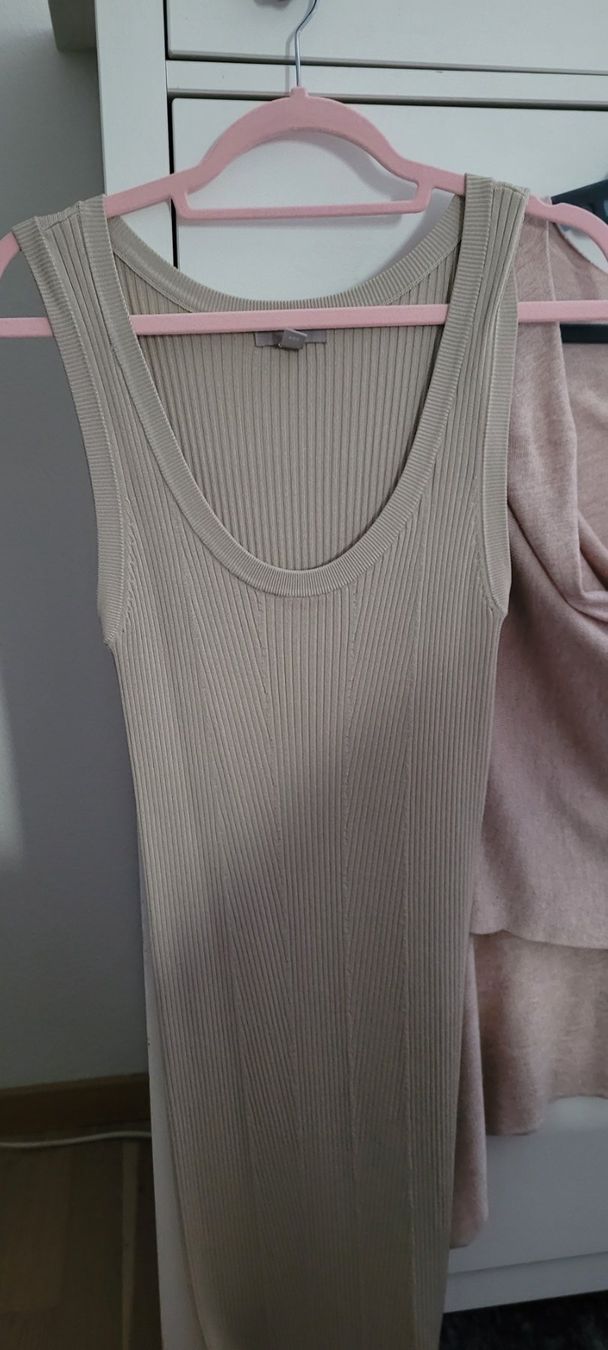 H&M Kleider: Geripptes Kleid H&M Gr.40 neuwertig – Gebraucht aus Oberaach von Svea11 9