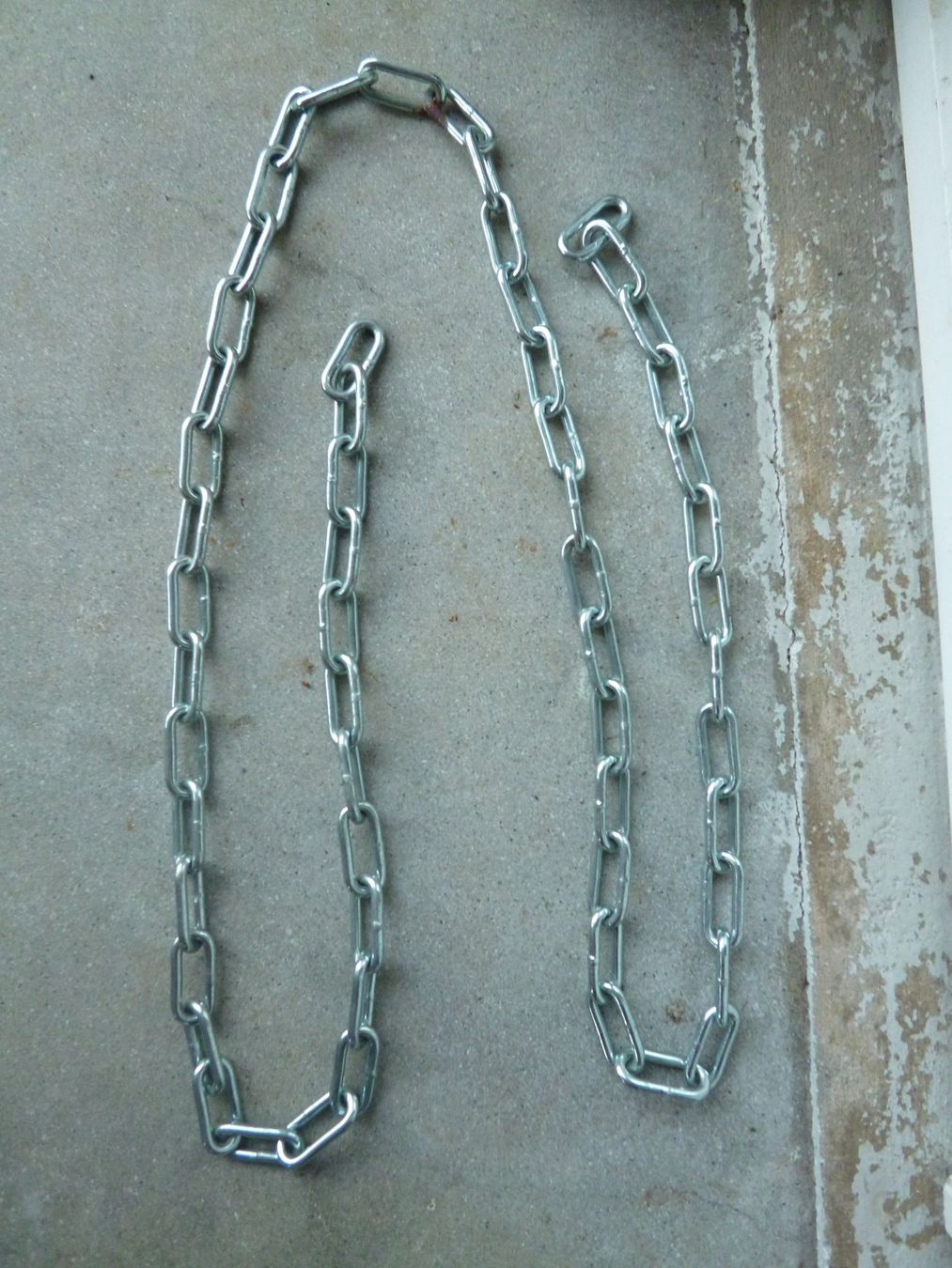 Alle Werkzeuge: dicke Kette Metall  3 Meter lang    massive Metallkette – Gebraucht aus Dättlikon von Mamakuga