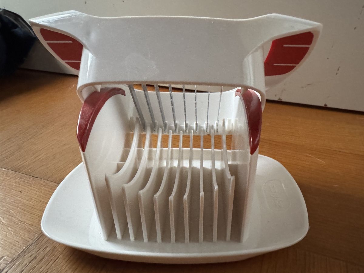 Appareils de cuisine: Tupperware Eierschneider/Gemüseschneider – D'occasion à Grindelwald par yoloflip45 2