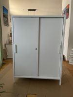 Metallschrank von Ikea