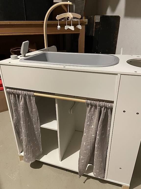 Case e mobili per bambole: Maison meuble de poupée Viola grise – Usato da Grattavache venduto da Benterra 1