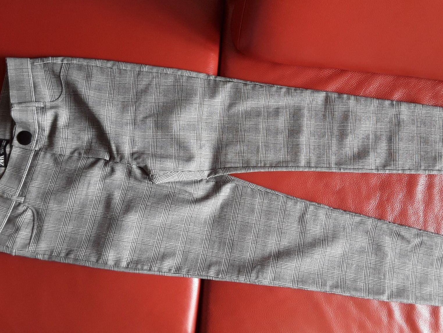 Zara Pantaloni: Neuw. Zara Hosen Gr. S – Nuovo (secondo la descrizione) da Heimberg venduto da Samprof 1