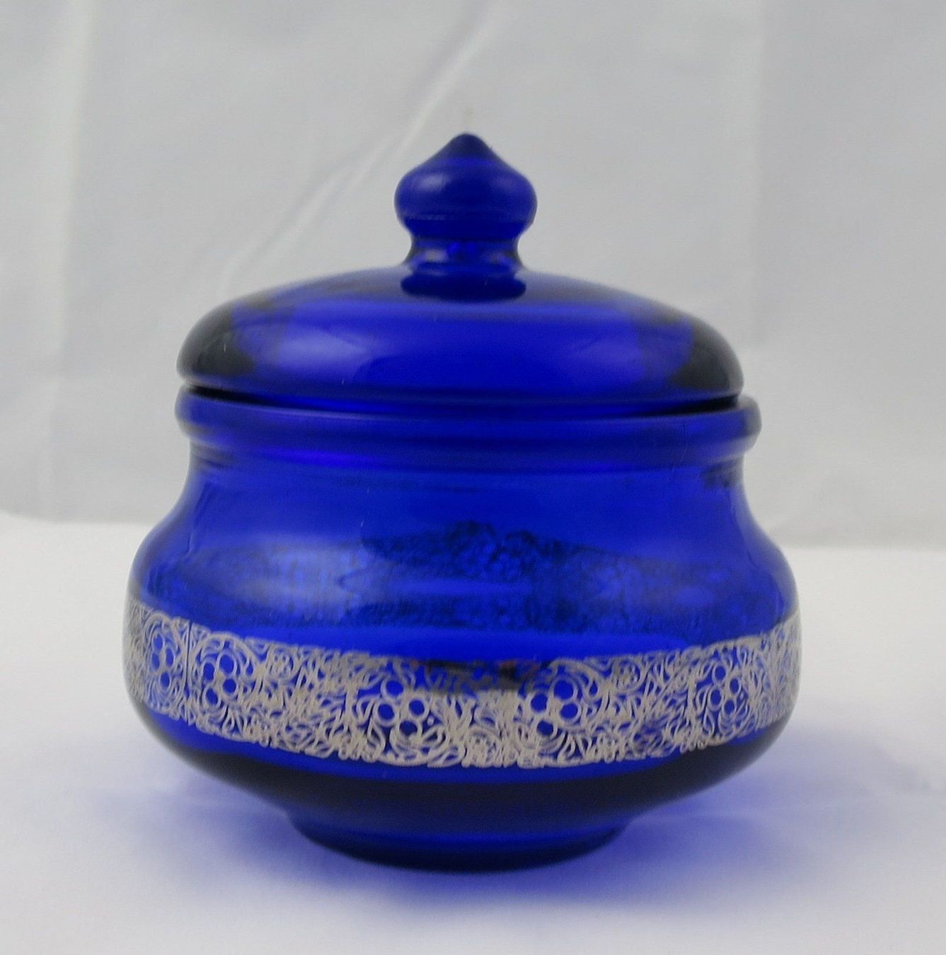 Zuccheriere: Kleines blaues Gefäss ca. 8 x 9 cm – Usato da Zürich venduto da 1.Simon 1