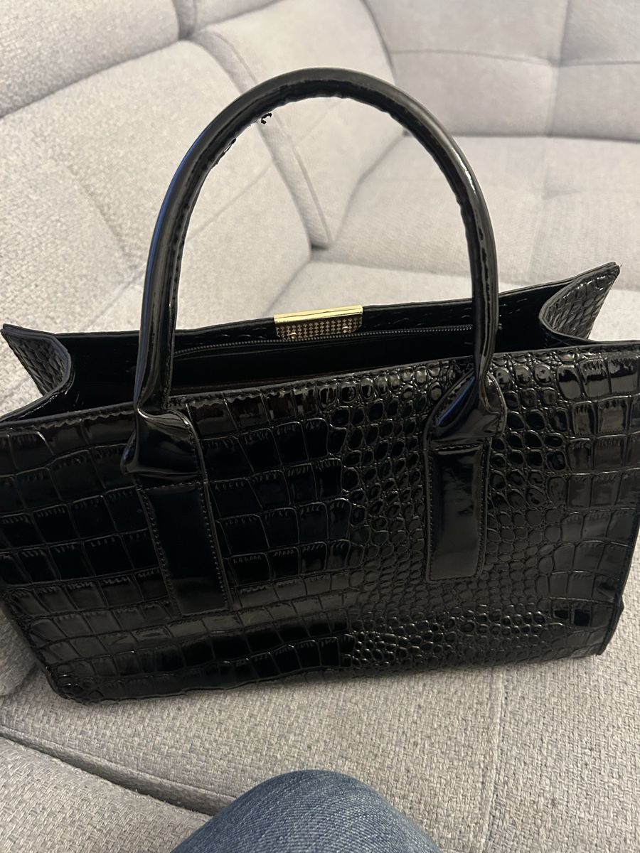 Borse da donna: Tasche – Usato da Basel venduto da Krisztina.na 1