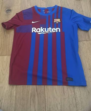 Maillot foot Barcelone (taille Xl chez les enfants)