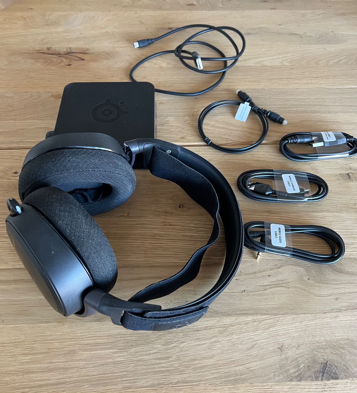Steelseries Kopfhörer: SteelSeries Arctis Pro Wireless Gaming Headset Schwarz – Gebraucht aus Zürich von phi_jf8w 1