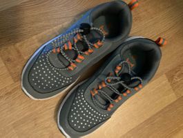 Kinder Turnschuhe Gr. 32
