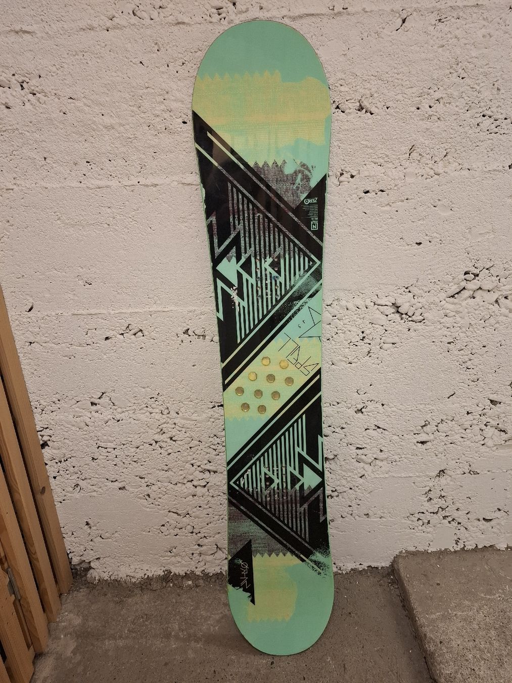 Snowboard Nitro Board: Snowboard Nitro – Usato da Luzern venduto da tutti-i-venti