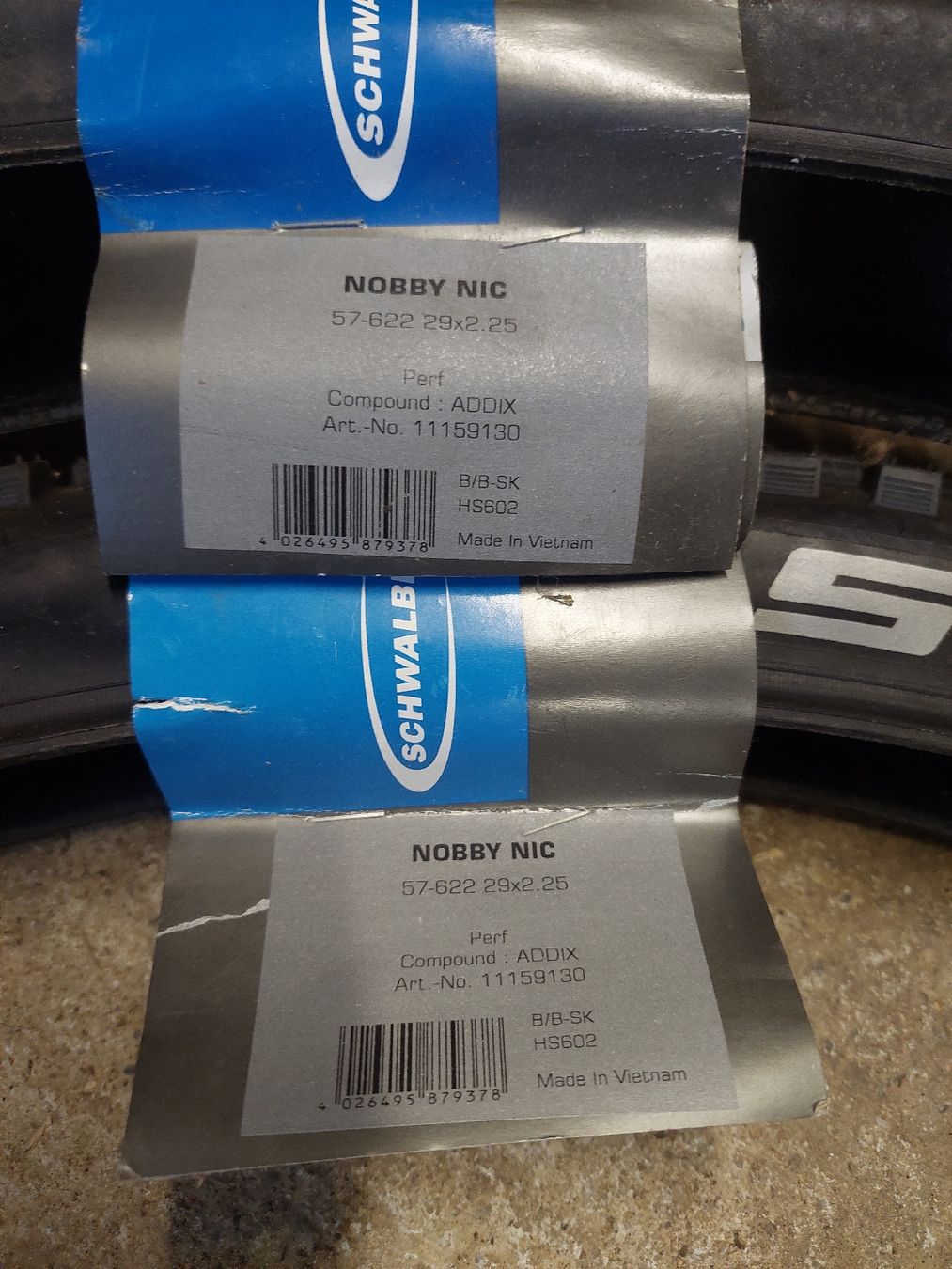 Pièces détachées: velo pneu – Neuf avec emballage d'origine à Eggersriet par sut_sq8c 1