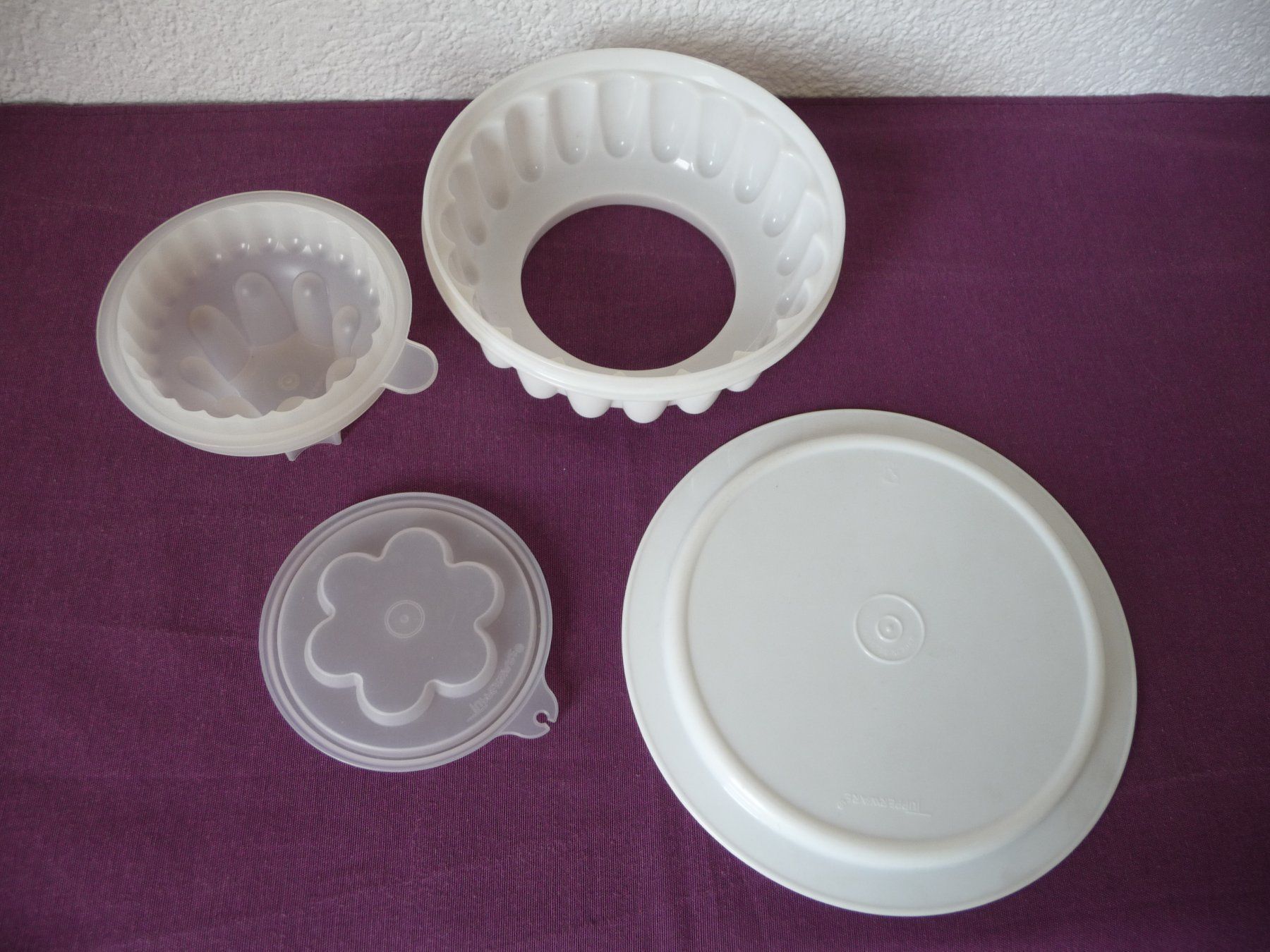 Tupperware Teglie da forno: Charlotteform Tupperware - Moule à charlotte Tupperware – Usato da Savagnier venduto da Marderuth 5