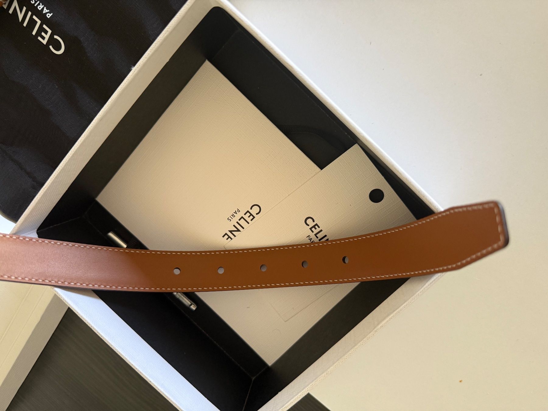 Cinture: Ceinture Céline triomphe – Nuovo e nell'imballaggio originale da Savigny venduto da mariemari75 8