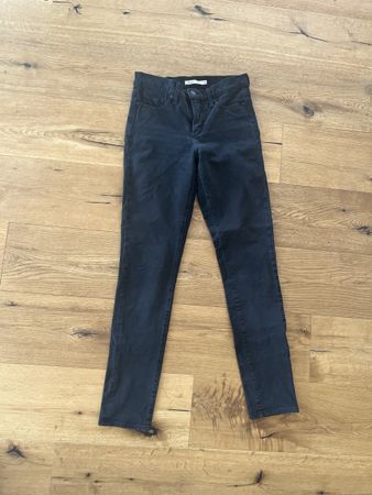 Levi’s Jeans Gr. 26 - 311 Shapping Skinny