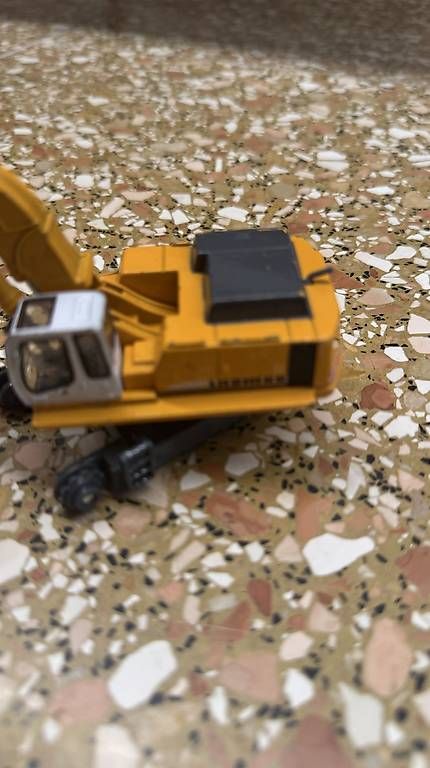 Escavatori: Bagger Liebherr – Usato da Winterthur venduto da hai_7lyy 2