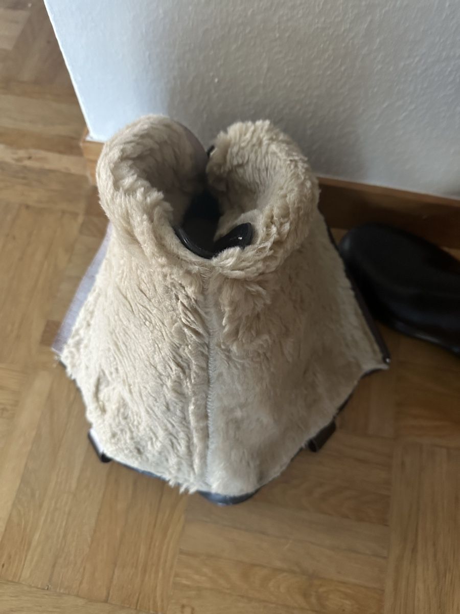 Chaussures femmes: Stiefel mit Fell – D'occasion à Zürich par tom_8phz 3