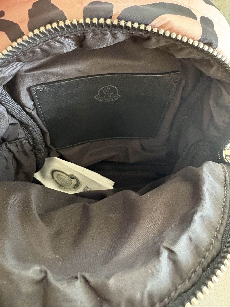 Moncler Borse da donna: Original Moncler Mini-Backpack Crossbody Bag – Nuovo (secondo la descrizione) da Willerzell venduto da Laura0155 7