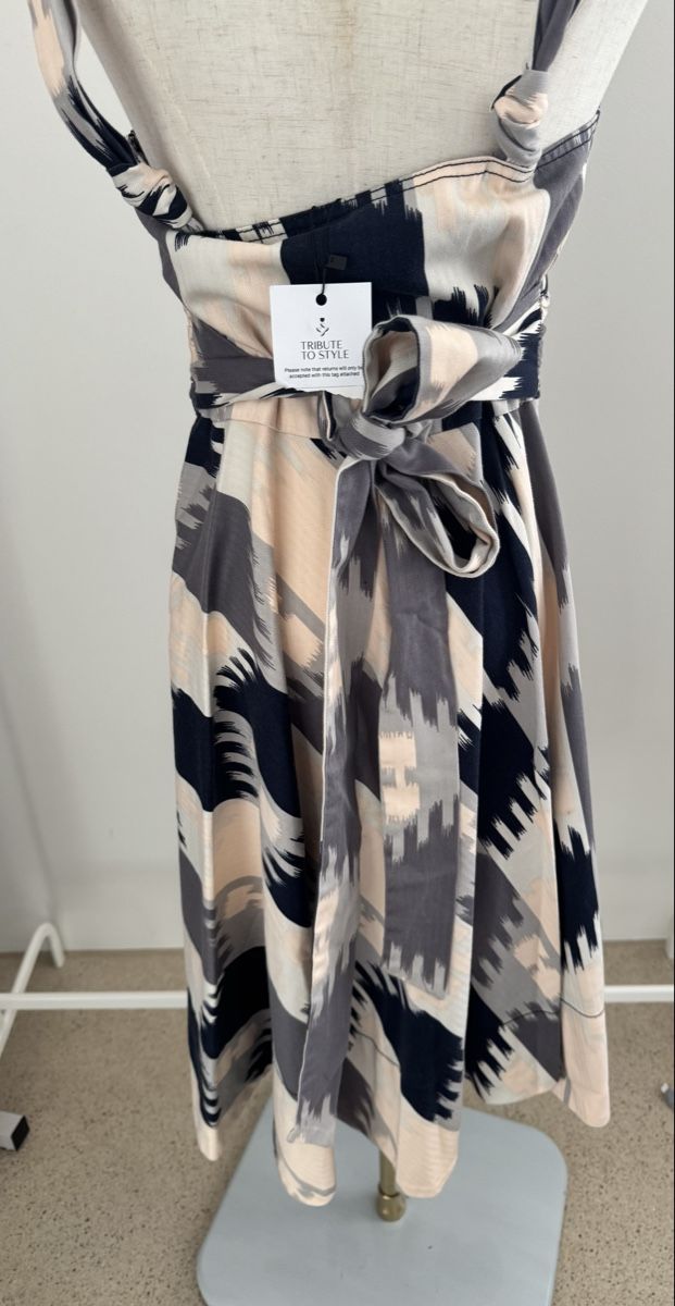 Marc Jacobs Vestiti: Marc by Marc Jacobs Wickelkleid mit Ikat-Print – Nuovo (secondo la descrizione) da Zürich venduto da di_archive 7