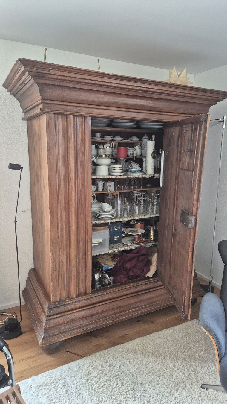 Armadi: Historischer Barockschrank – Usato da Nänikon venduto da MyPuenktchen 2