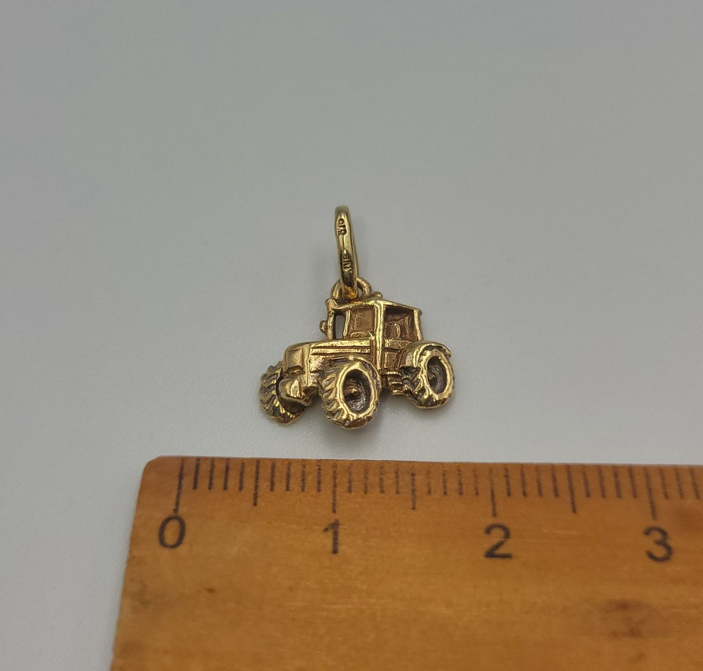 Ciondoli: Gold 375 Traktor Anhänger – Usato da Wald ZH venduto da Dasilver 5