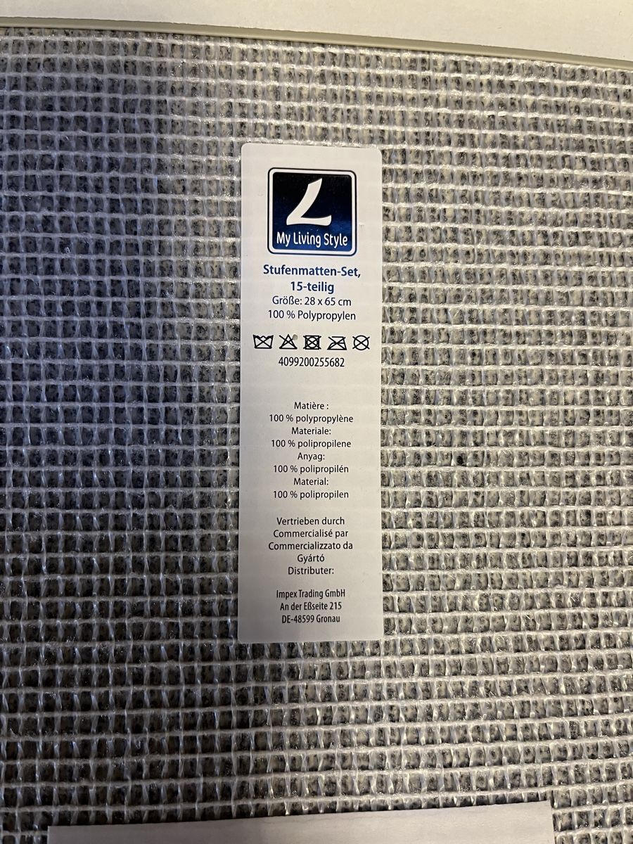 Scale: 28 Tapis d'escalier autocollants  – Nuovo e nell'imballaggio originale da les breuleux venduto da marcopolo29 4
