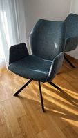 4 Designer Stühle blau Stoff mit schwarzen Metallbeinen