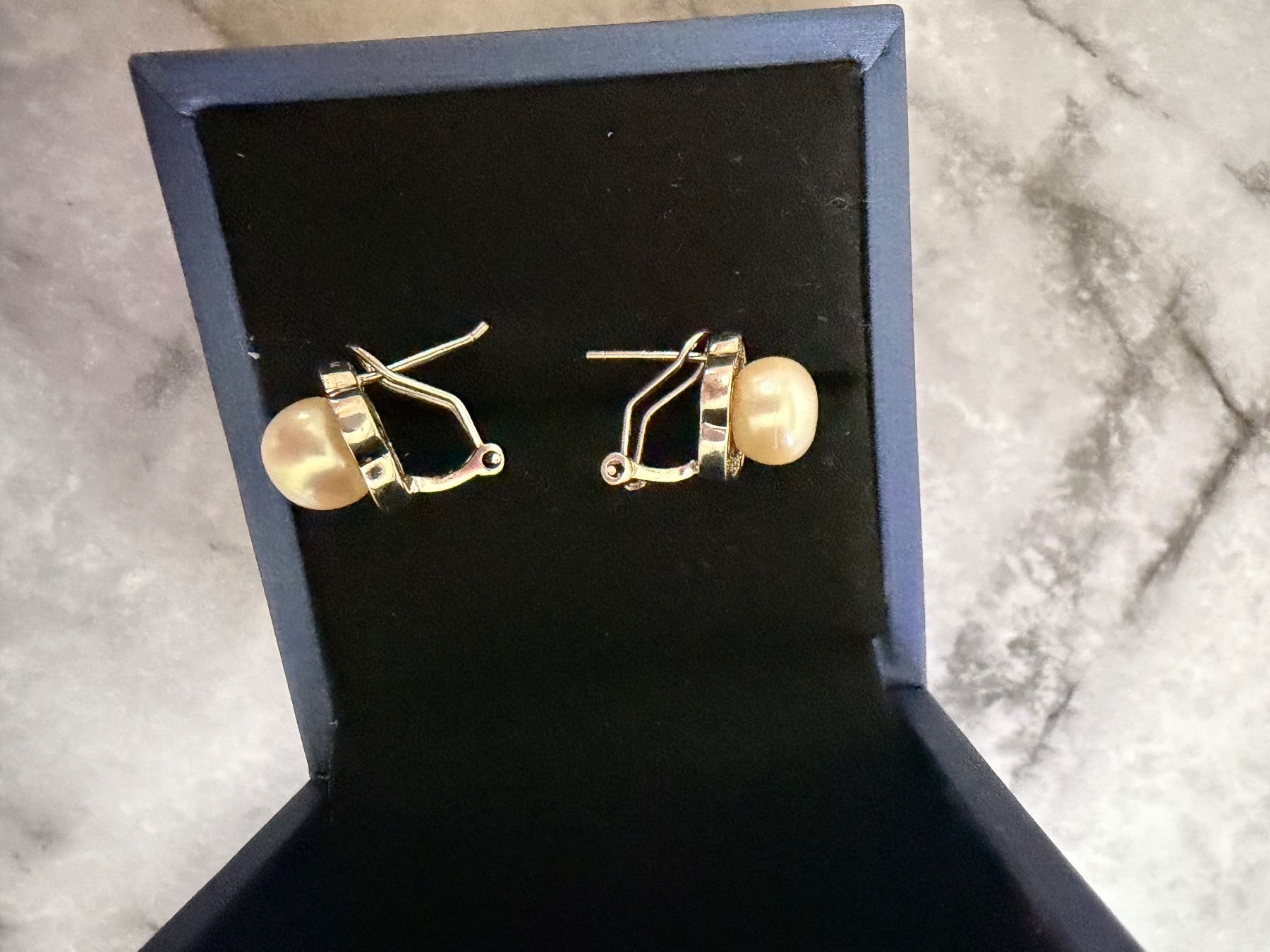 : Natural white pearl earrings – Usato da Zürich venduto da ghe_k58z 4
