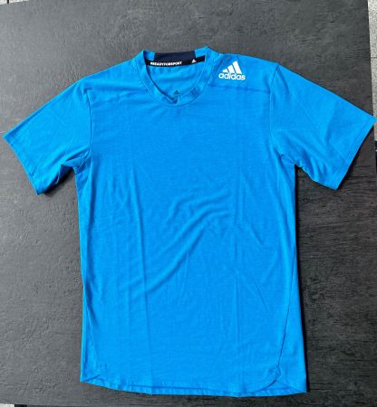 T-Shirt Adidas blau Grösse S NEU
