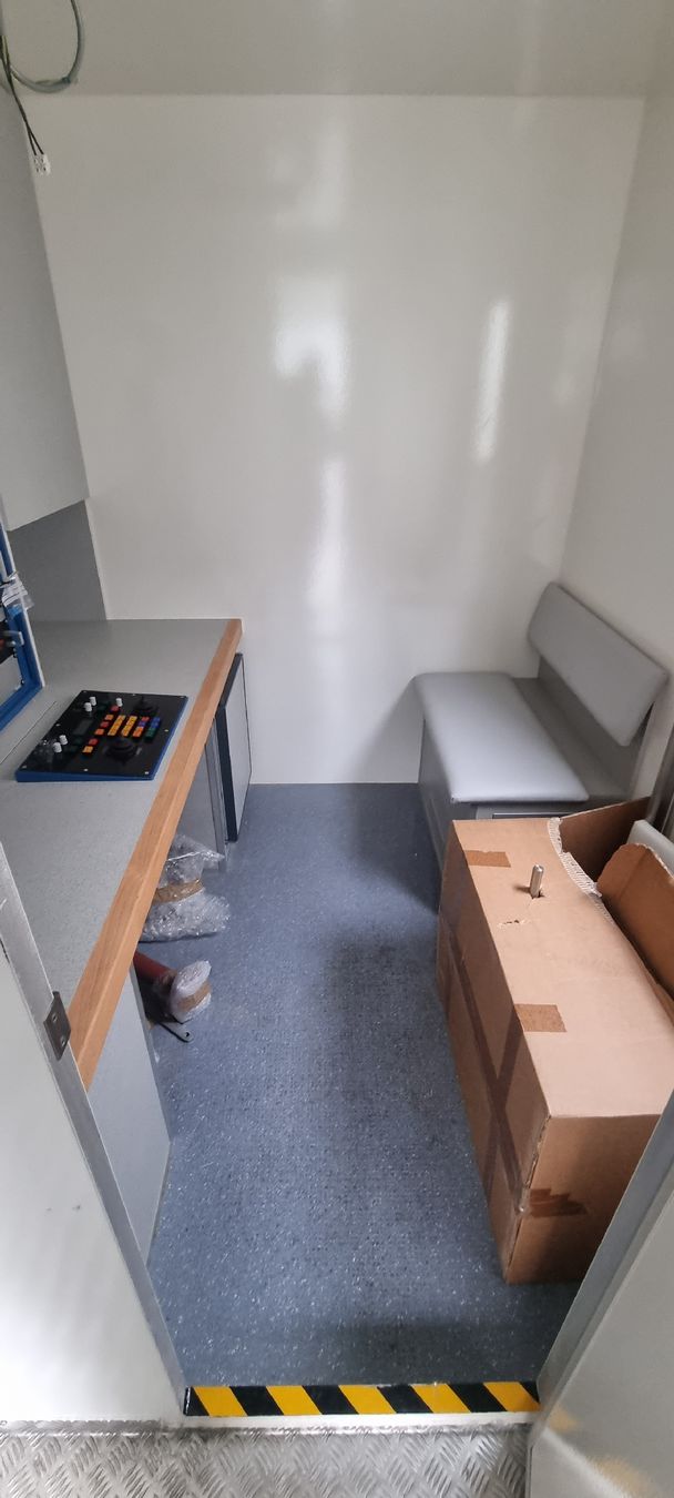 Contenitori edile: Shelter, Wohncontainer, Wohnkabine – Usato da Laupen BE venduto da cla_k82n 9