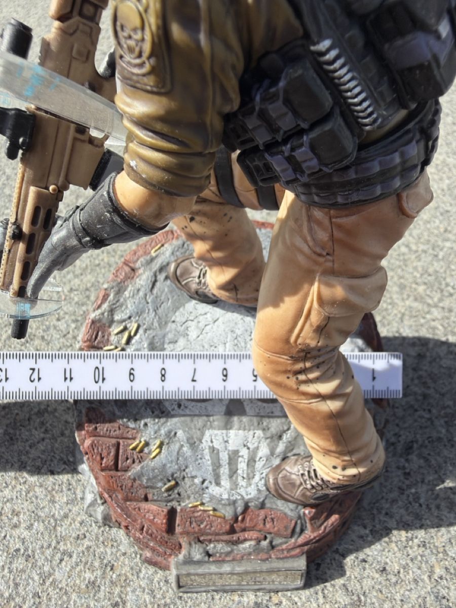 Statuette: Tom Clancys Ghost Recon Future Soldier Figur – Usato da Deitingen venduto da Himhip 5