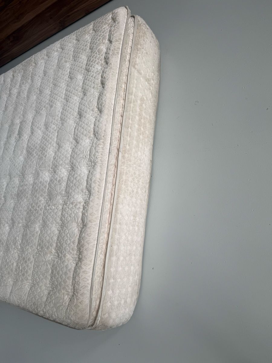 Matratzen: Matratze 160x200 mit festem Topper   – Gebraucht aus Embrach von hal_ryk7 1