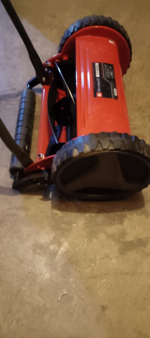 Einhell Rasenmäher: Tondeuse manuelle Einhell Handmower jamais utilisé – Neu (gemäss Beschreibung) aus La Chaux-de-Fonds von nicesun 2