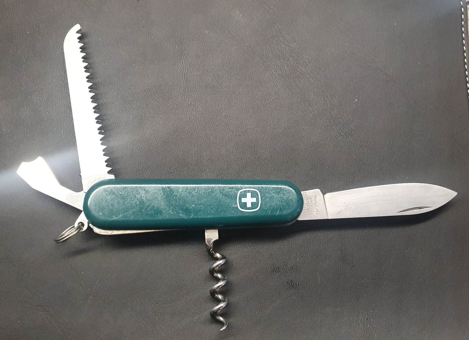 Wenger Coltelli tascabile: Wenger Sackmesser mit Logo – Usato da Härkingen venduto da MarianneSi 1