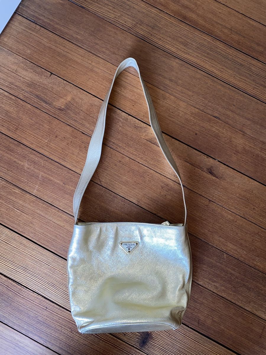 Prada Borse da donna: Prada Gold Metallic Tasche – Usato da Steffisburg venduto da viv_5tqt 5