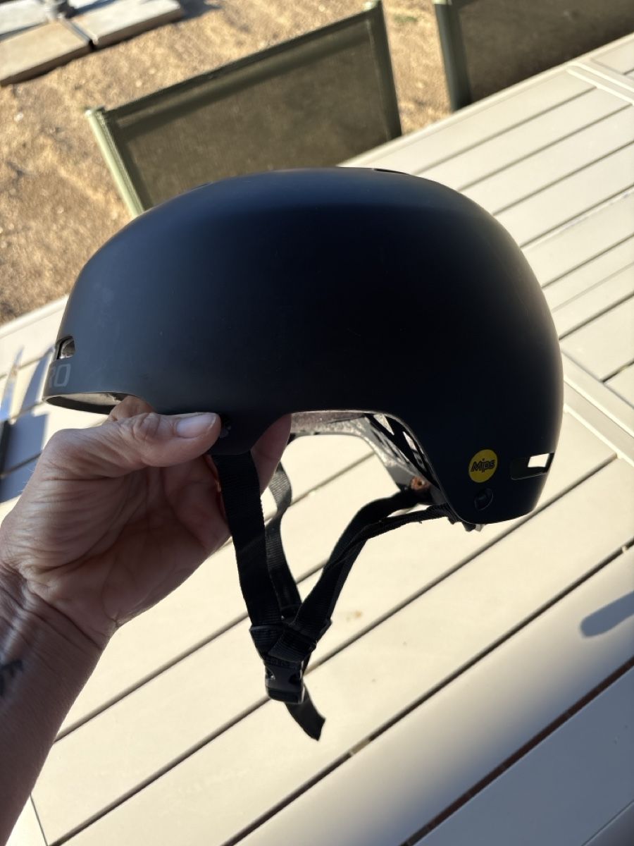 Giro Helme: Casque vélo Giro  – Gebraucht aus Savigny von floaymes 1