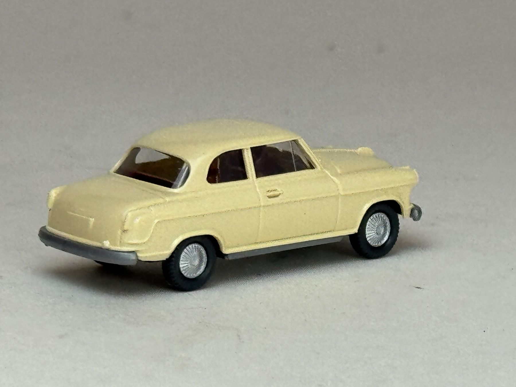 Wiking Modellini d'auto: GB-Wiking Borgward Isabella hellbeige – Usato da Elm venduto da Wikmtz 1