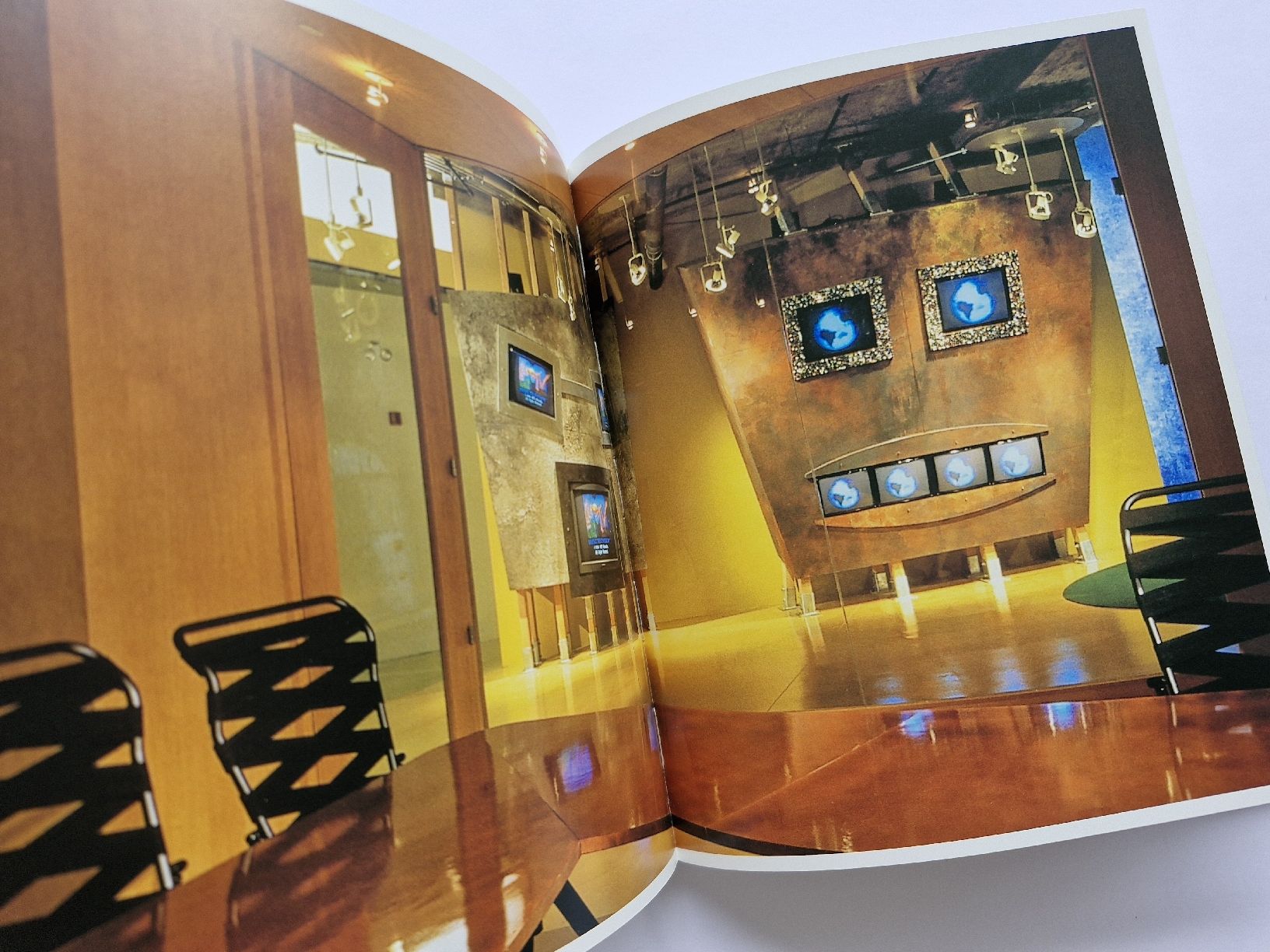 Libri: SMALL OFFICES: Architektur & Design Buch – Usato da Zürich venduto da Secretariat11 3