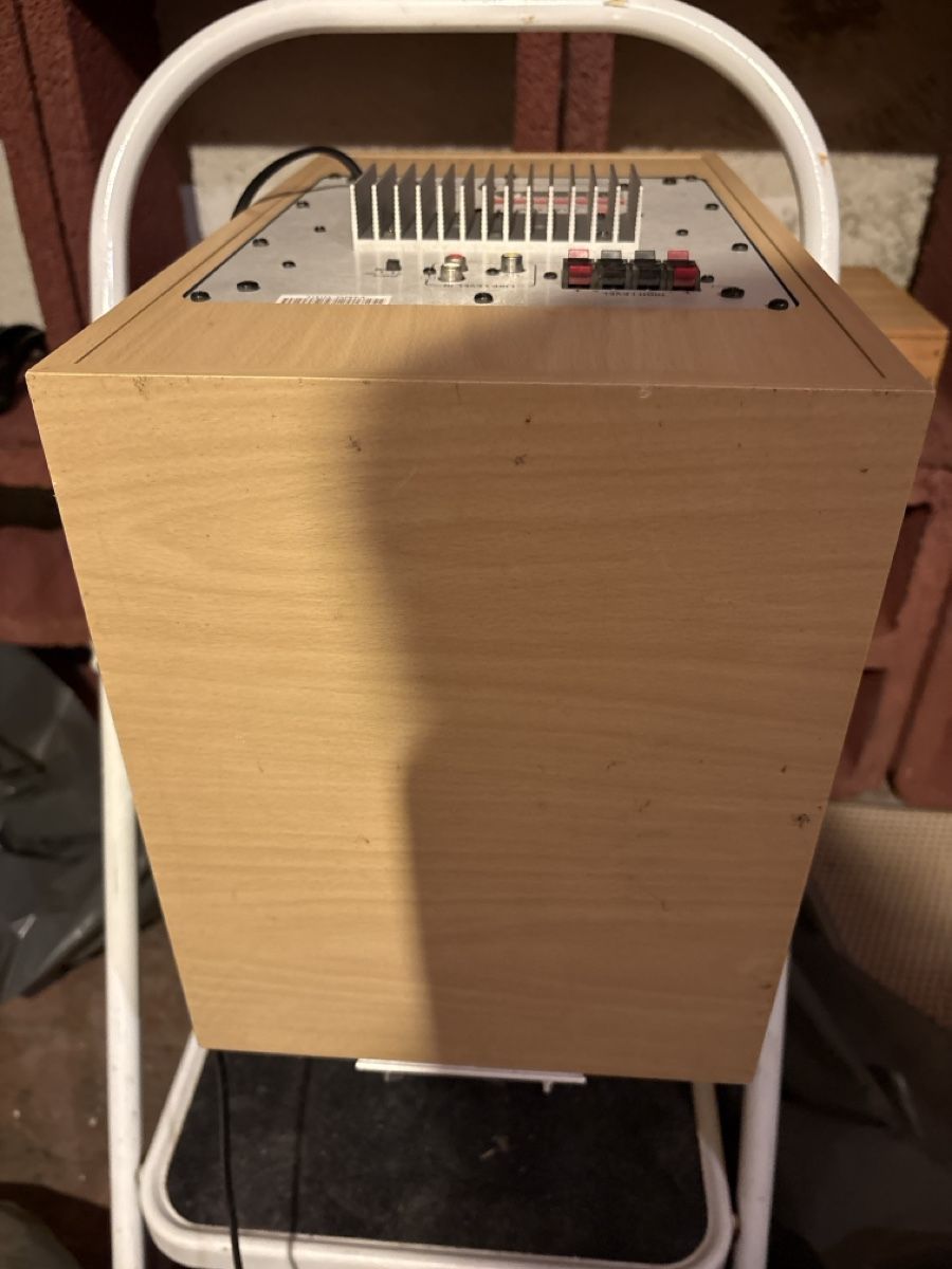 JBL Lautsprecher: JBL Sub 138 Subwoofer – Gebraucht aus Basel von Summer.Day 2