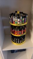 Clipper Feuerzeuge Display mit vielen verschiedenen Designs