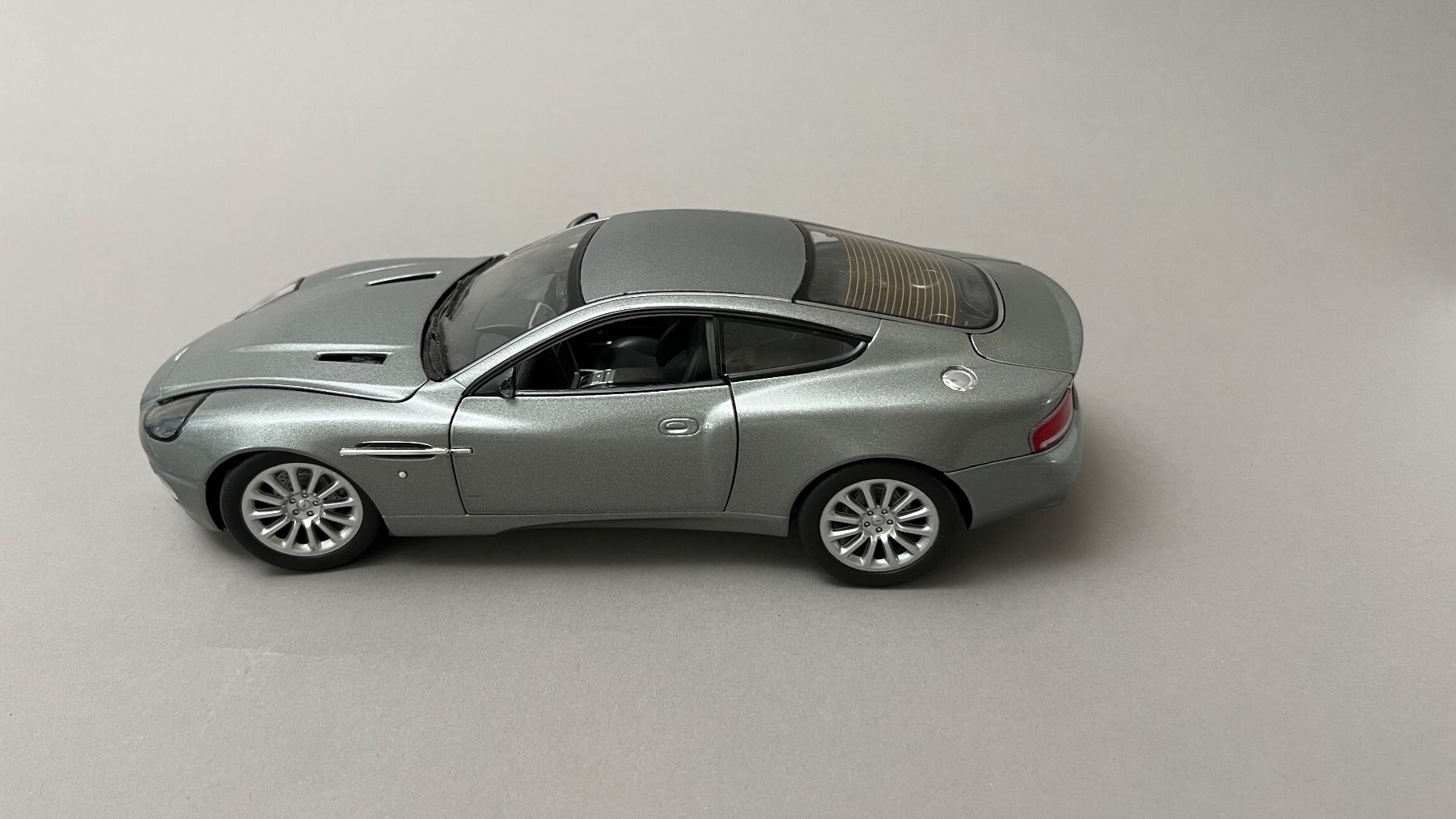 Aston Martin Modellini d'auto: ASTON MARTIN- VINTAGE AUTO MODELL KE02 – Usato da Basel venduto da herr_majesty 3