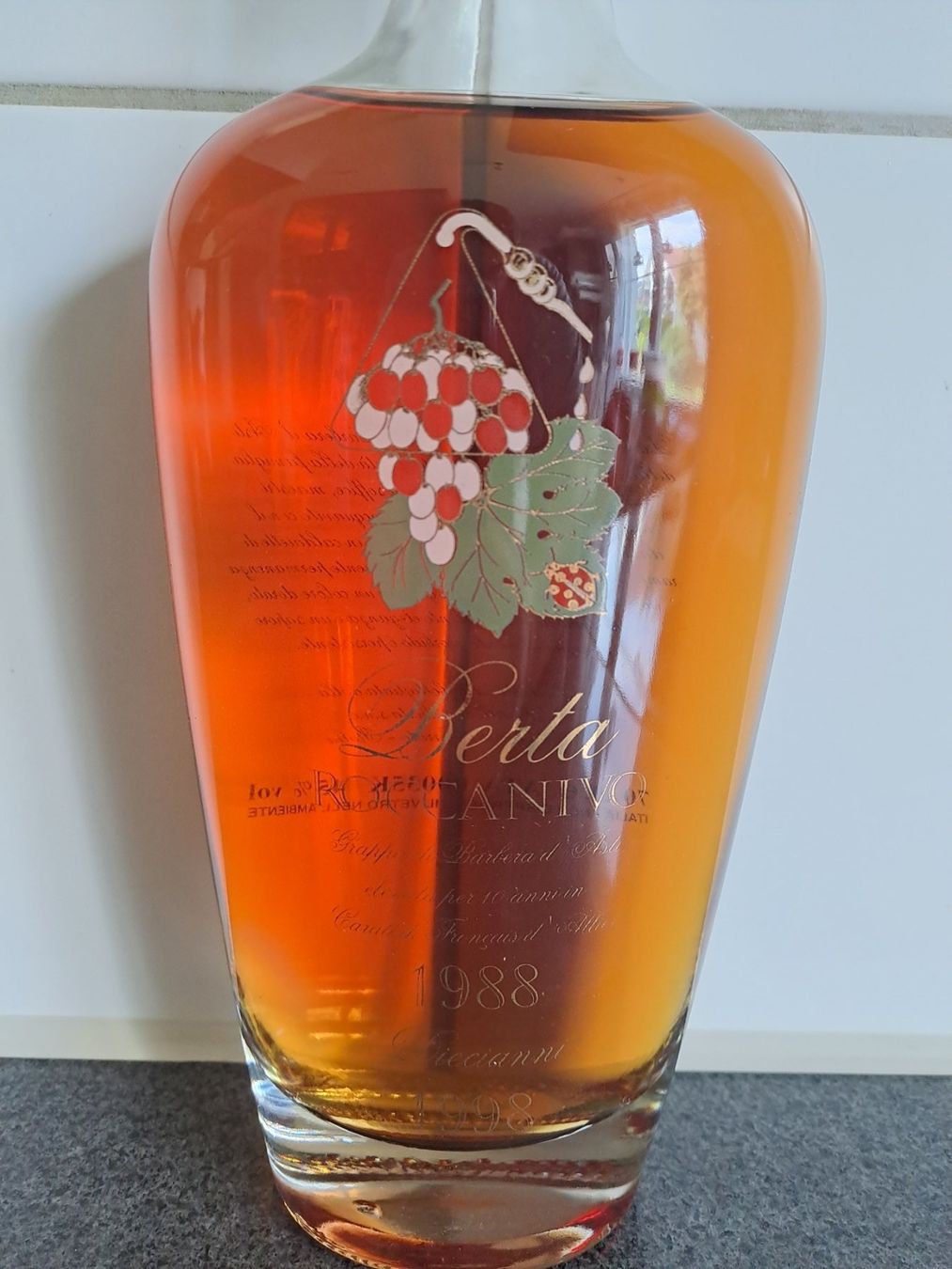 Berta Spirituosen: Berta Grappa Roccanivo 1988 inkl. OHK – Neu und originalverpackt aus Elsau von Kellerraeumung 3