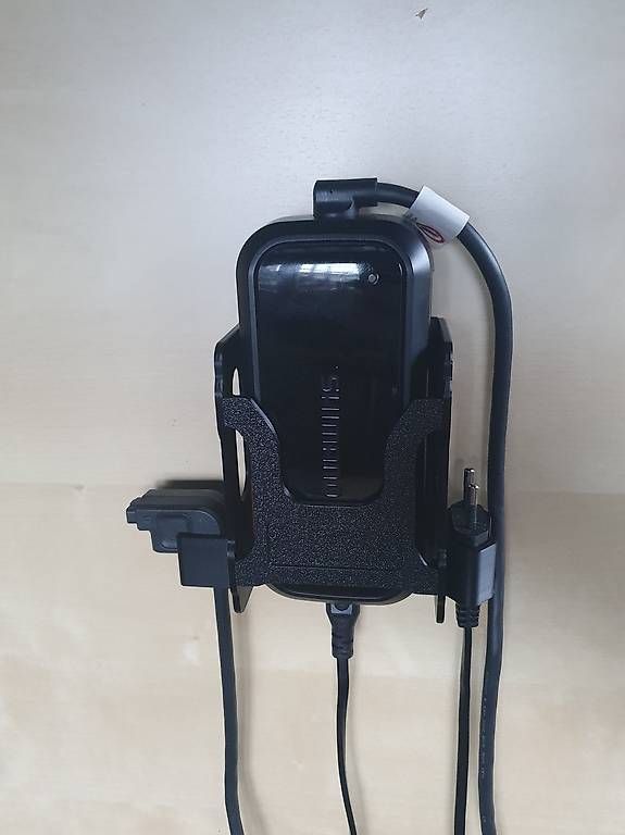 Wandhalterungen: Wandhalterung zu Ladegerät von SHIMANO – Neu (gemäss Beschreibung) aus Escholzmatt von Mpowerone 2