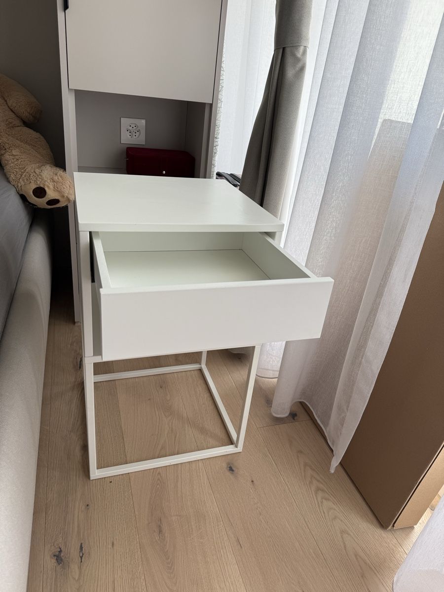 Ikea Comodini: Nachttisch IKEA Vikhammer – Nuovo (secondo la descrizione) da Killwangen venduto da elenalene 1