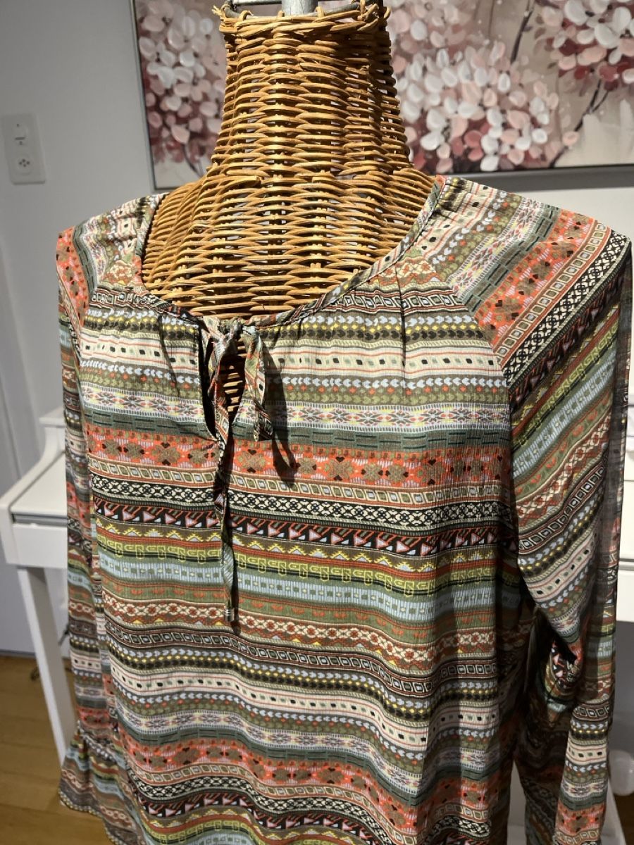 Tuniche: Tunika Bluse, Zero, Ethno Muster, 38 – Usato da Solothurn venduto da Bobesch08 1