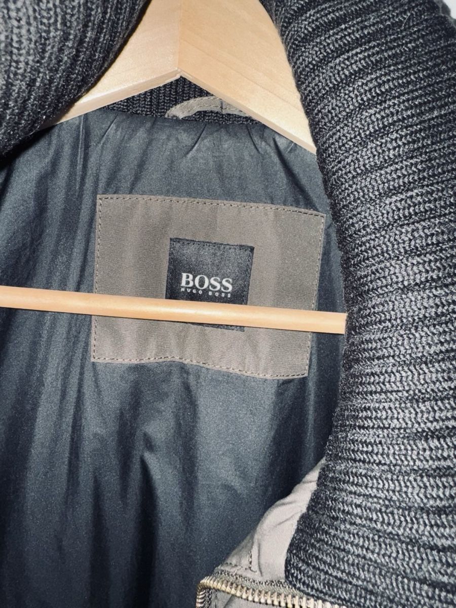 Hugo Boss Cappotti: Hugo Boss Regenjacke – Usato da Glattpark(Opfikon) venduto da cherrytomate 1