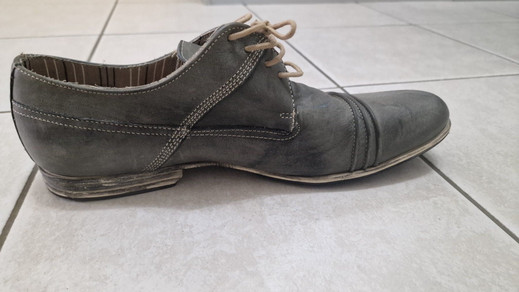 Roberto Santi Herrenschuhe: GRAU LEDER SCHUHE GR:43  GÜNSTIG – Gebraucht aus Waldenburg von suzukibl