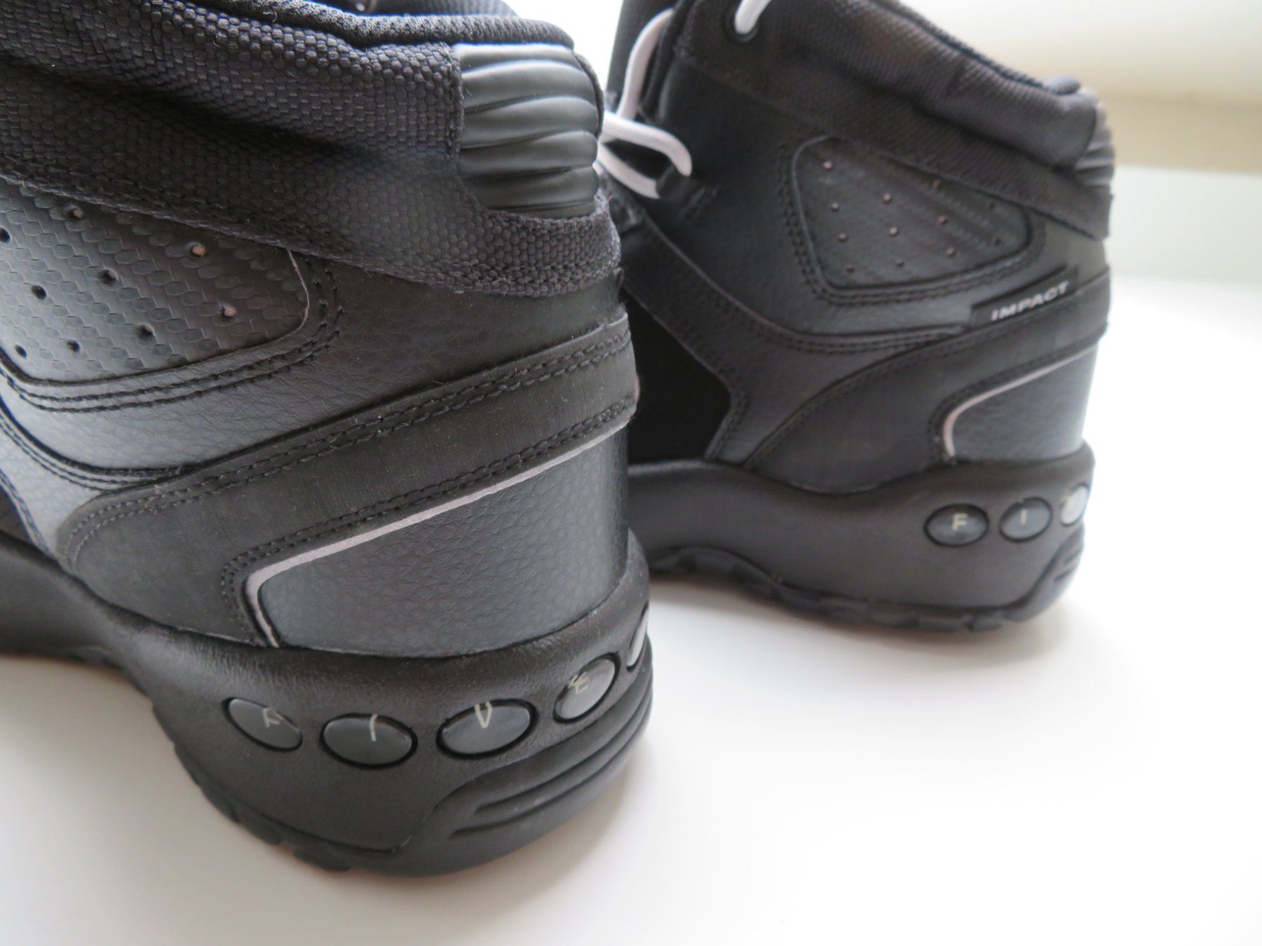 Five Ten Herrenschuhe: Five Ten Impact Shoe – Neu (gemäss Beschreibung) aus Zürich von bikesearcher 3