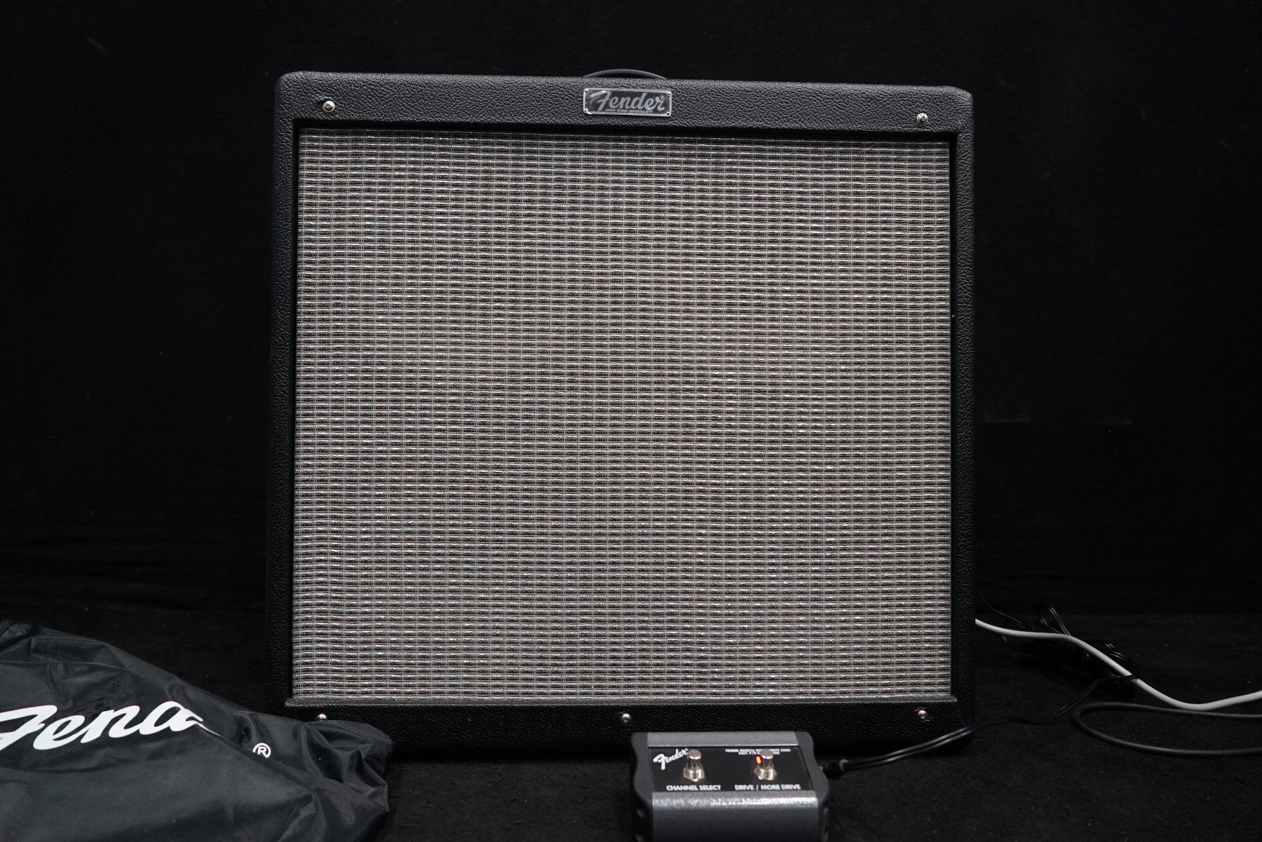Fender Amplificatori: Fender Hot Rod DeVille 410 III 60W Combo Amp – Usato da Ortschwaben venduto da Musictrade